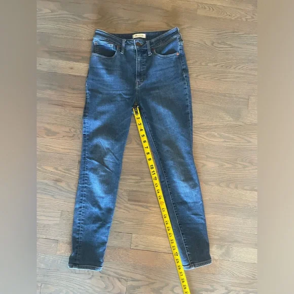 Madewell Curvy High Rise Skinny Jean - Picture 5 of 8